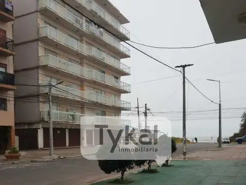 OPORTUNIDAD LOCAL TODO INSTALADO PARA ROTISERIA