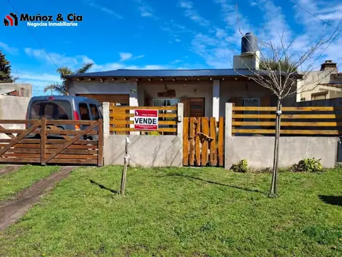 Casa en venta en Barrio Parque mar. 2 Dormitorios 2 Baños. 150m2 cubiertos sobre terreno de 400m2