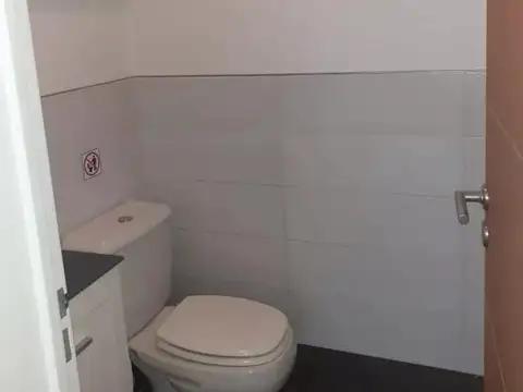 Oficina en Alquiler al Oeste