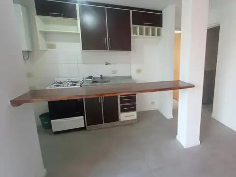 Departamento en Alquiler en Parque Chas, $ 620.000