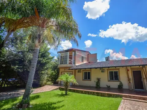 Venta Excepcional casa-quinta Altos del Sauce 