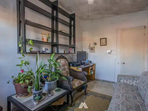 Casa 3 ambientes con 1 baño