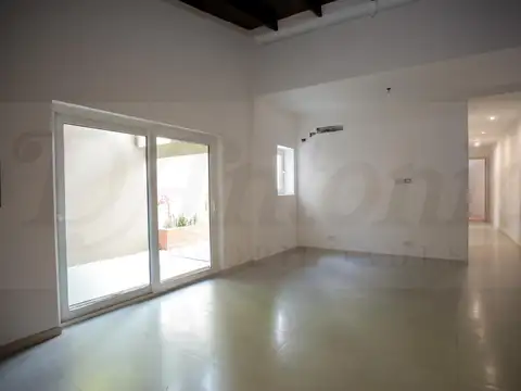 Depto Tipo Casa en Venta 80 años