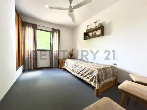 Venta PH 2 dormitorios en La Plata