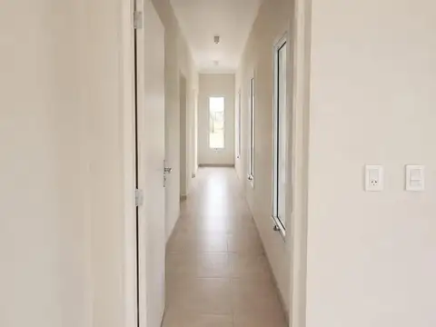 HERMOSA CASA A ESTRENAR EN B° PRIV JARDIN DEL SOL