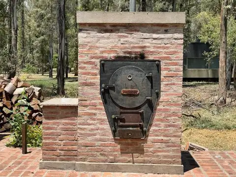 Casa en Alquiler con 1 cochera