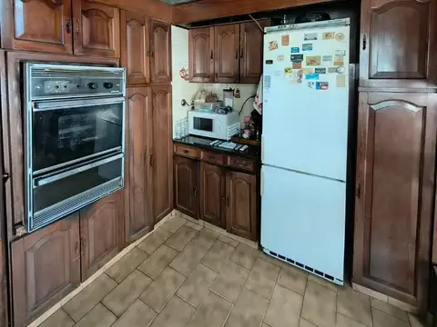 Casa en venta - Ituzaingó Norte - Alberti al 100