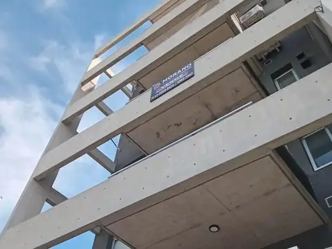 Alquiler 1 amb amplio divisible de 42 m2 totales en Villa General Mitre