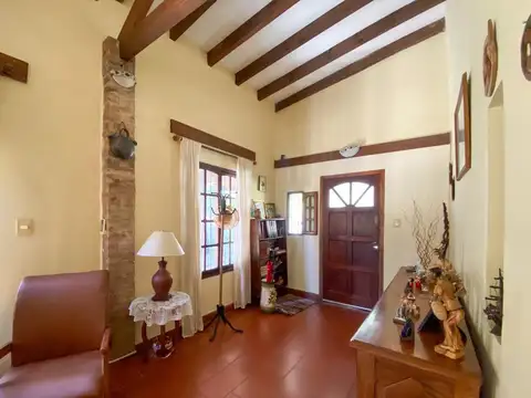 Casa en Venta en Burzaco, USD 180.000