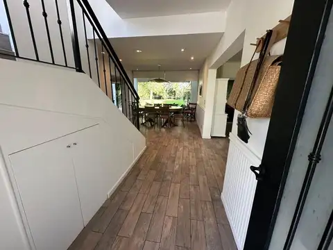 Casa en Venta en San Isidro Labrador, USD 369.000