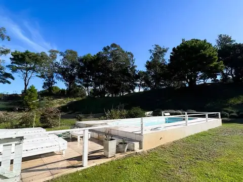 Casa 6 ambientes con 4 baños