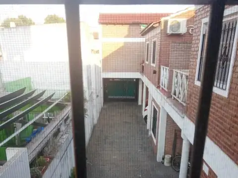 Depto Tipo Casa en Venta en Lomas De Zamora, USD 100.000