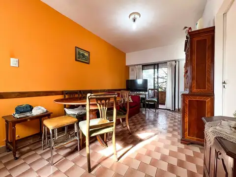 Avenida Cobo 1100