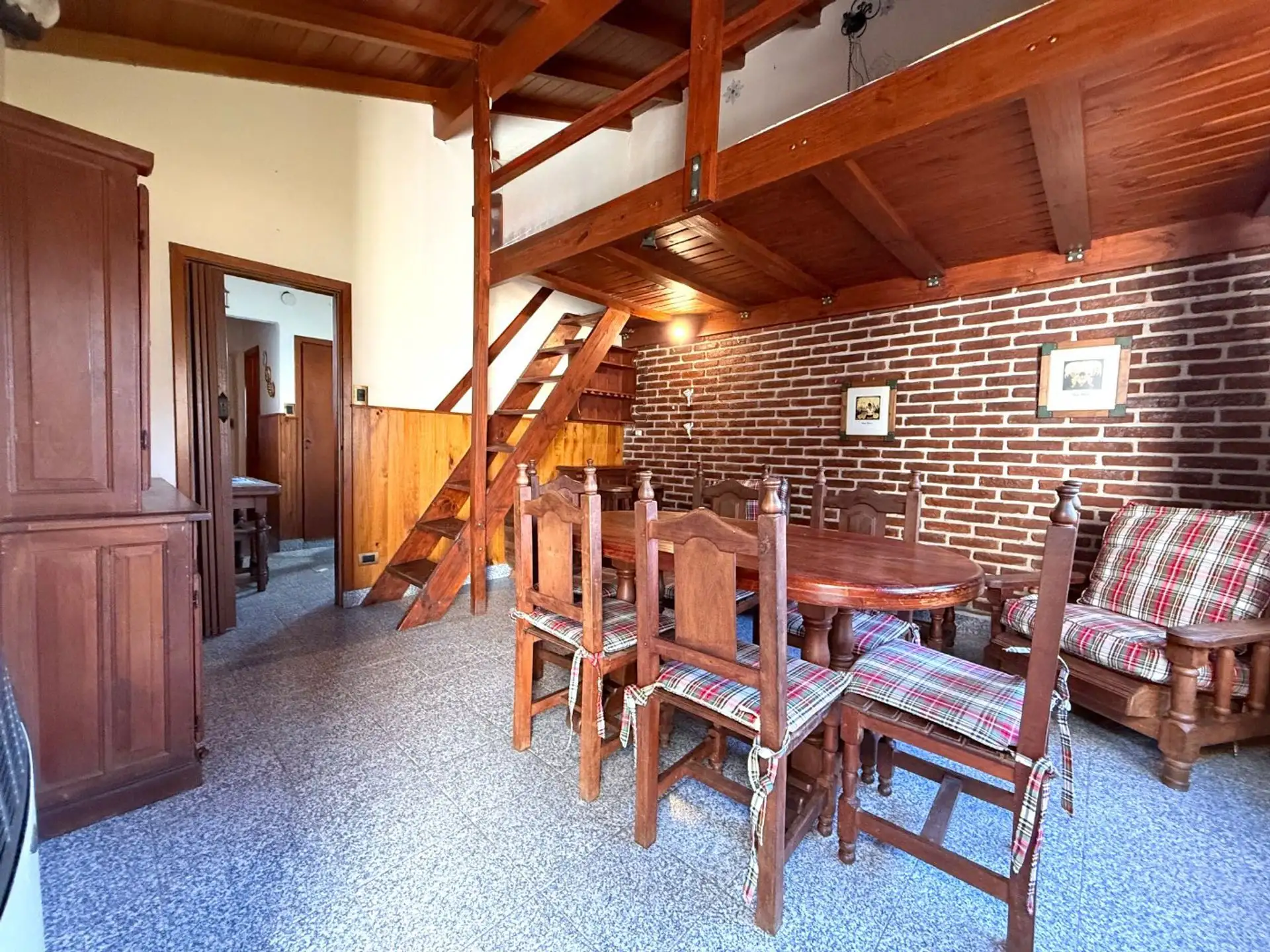 DUPLEX 2 AMB + ENTREPISO C/ PARQUE B. CONSTITUCION