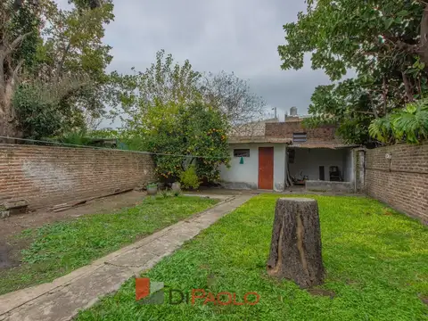 Casa 4 ambientes con 1 baño