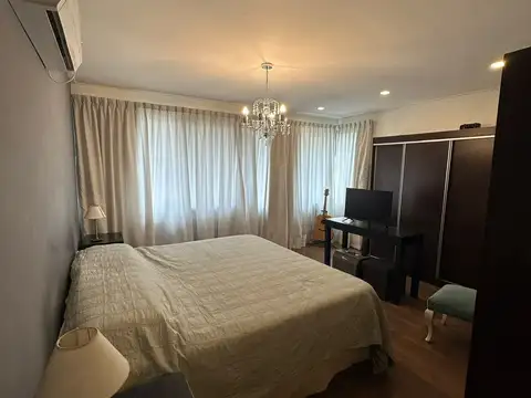 Casa en Alquiler en City Bell, USD 3.200