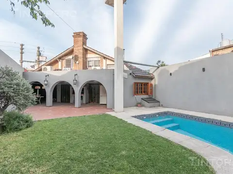Aráoz  al 900
