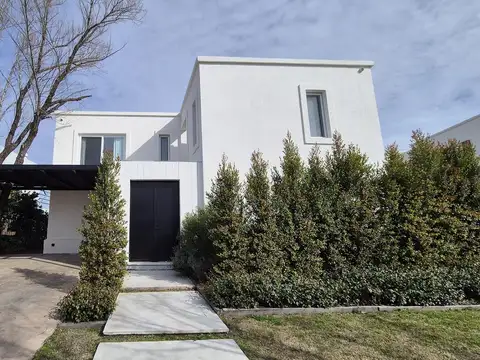Casa 5hab en suite + servicio a la laguna en Barbarita en VENTA
