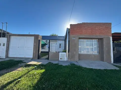 Casa en F. Pérez 1886 