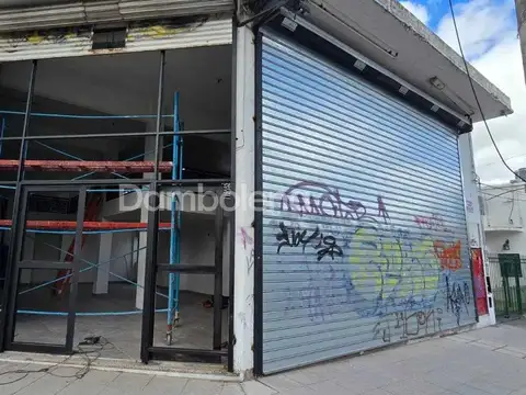Local en Alquiler en Centro  - Moreno, $ 7.000.000