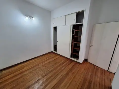 Depto Tipo Casa en Alquiler de 1 dormitorio