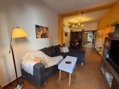 Depto Tipo Casa en Venta 45 años