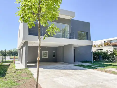 Casa en Venta de 5 dormitorios