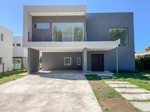 Barrio  Náutico San Juan,  al rio,  6 ambientes, Villanueva