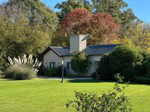 CASA VENTA CAMPOS DE ROCA 3 DORMITORIOS 3280m LOTE