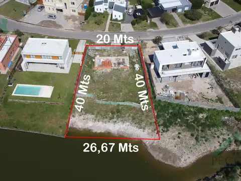 Terreno en Venta 40  mts Fondo