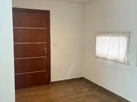 Casa en Venta en General Roca, USD 250.000