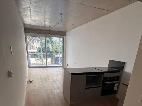 Venta Monoambiente con balcón al frente -Palermo