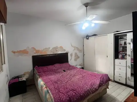 VENTA PH 3 AMBIENTES. SIN EXPENSAS. CASEROS.