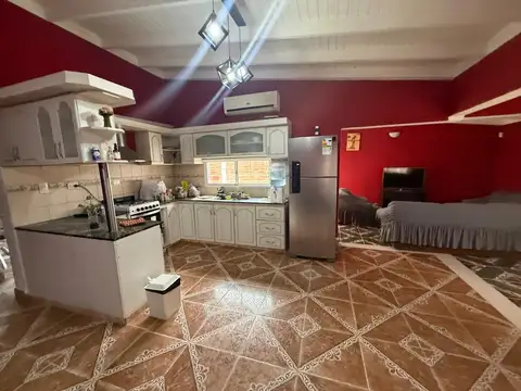 Casa 3 dorm. en alquiler EMPRESAS Urquiza 1656