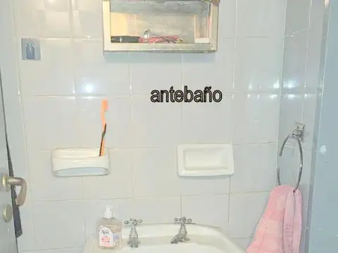 Local en Venta 35 años