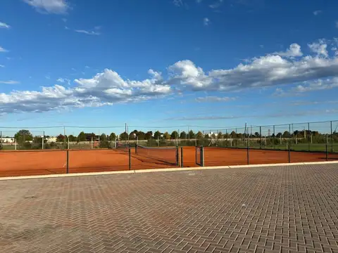 VENTA - EXCELENTE TERRENO EN VILLAGE PLAZA