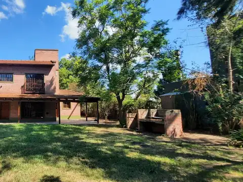 Casa a la venta en B° Cerrado Villa Rosa