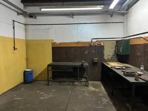 Galpon en Venta 20,50  mts Fondo