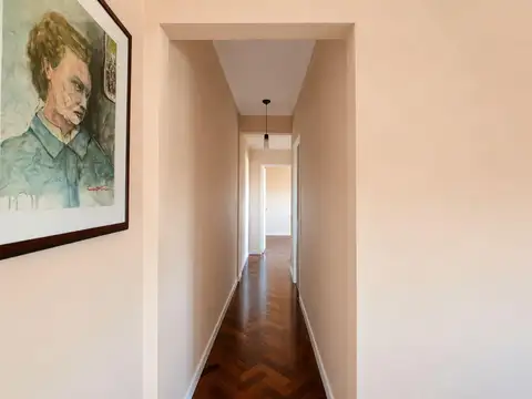 Departamento 3 Ambientes en Parque Chacabuco con Balcón