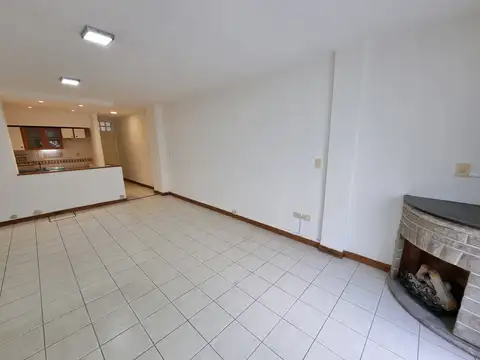 Departamento en Alquiler en Villa del Parque, $ 700.000