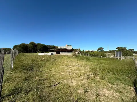 Terreno en Venta en Villa Gesell, USD 540.000