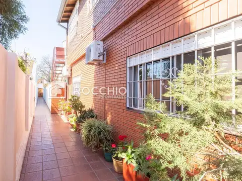 Depto Tipo Casa en Venta de 4 ambientes