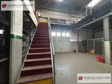 Galpon en Venta 37  mts Fondo