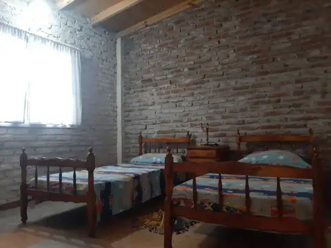 Casa 2 ambientes con 1 baño
