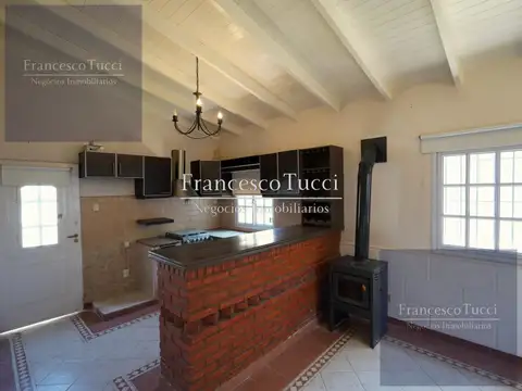 Casa 3 ambientes con 2 baños