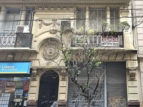 Riobamba e/ Juan Domingo Perón y Bartolomé Mitre