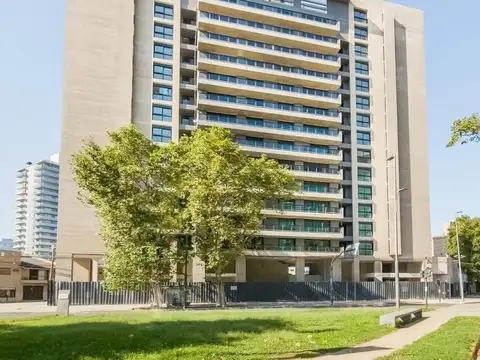 Av Caseros 200-Punta del Rio-Puerto Norte