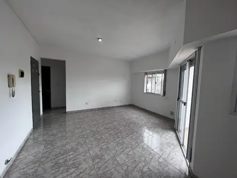 Departamento en Alquiler en Ramos Mejia, $ 500.000
