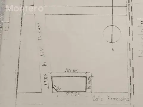 Av Almirante Brown 3001, esquina Esmeralda, Temperley