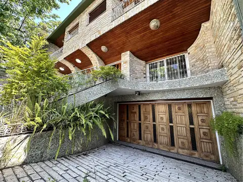 -VENTA- APTO CREDITO- CASA EN LOTE DE 12X45. 5 COCHERAS.